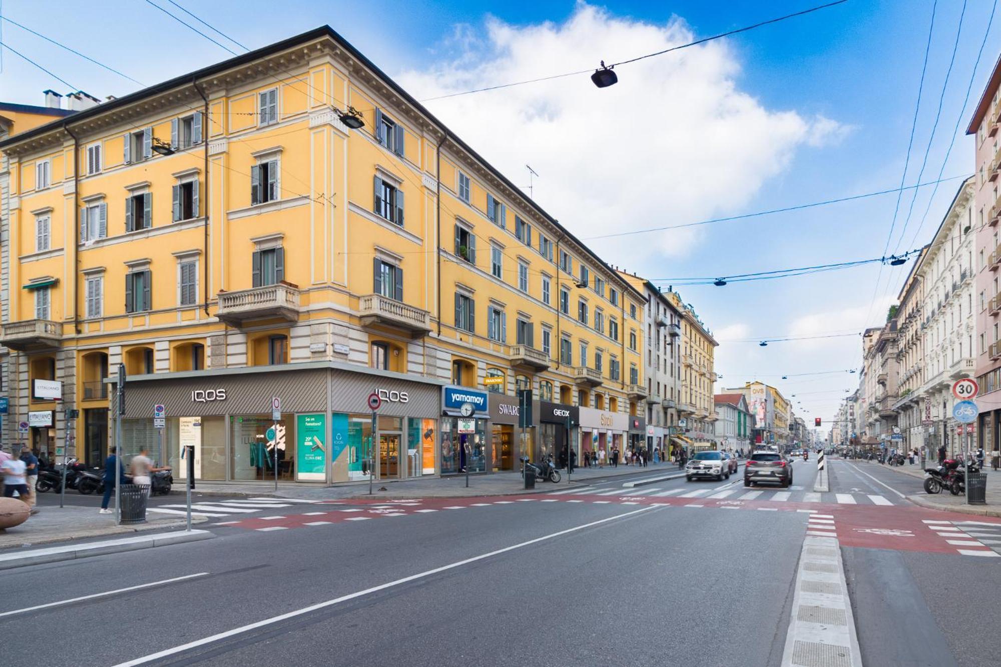 Art Combo In Porta Venezia, Milano Apartment Luaran gambar